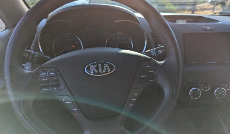 2018 Kia Forte LX full