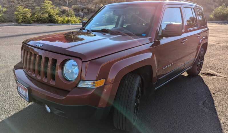 2016 Jeep Patriot Sport full