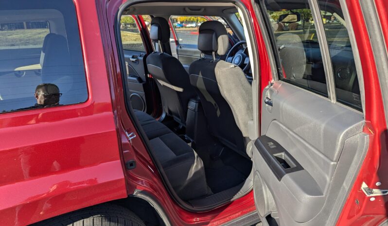 2016 Jeep Patriot Sport full