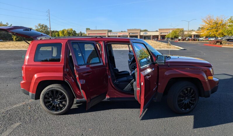 2016 Jeep Patriot Sport full