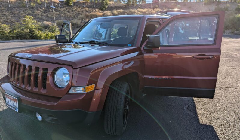 2016 Jeep Patriot Sport full