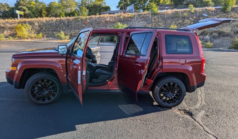 2016 Jeep Patriot Sport full