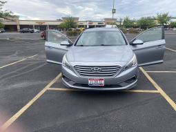 2017 Hyundai Sonata SE full