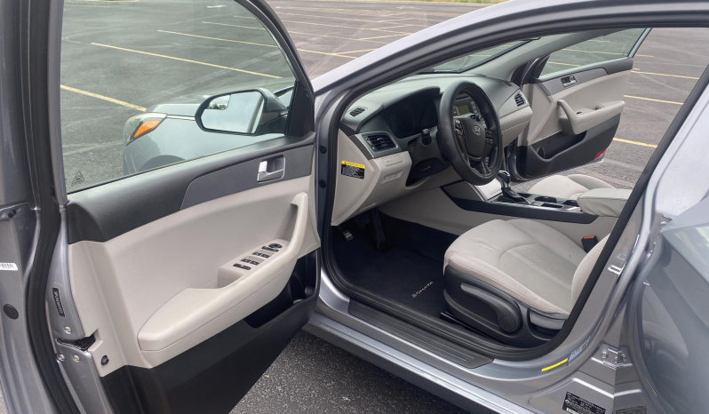 2017 Hyundai Sonata SE full