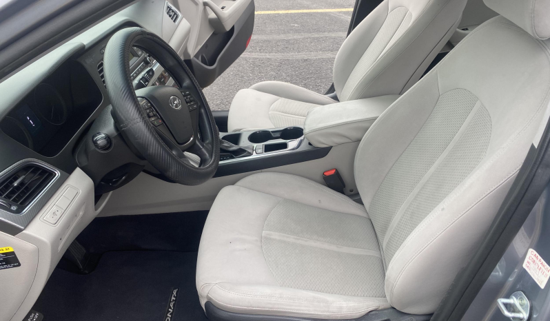 2017 Hyundai Sonata SE full