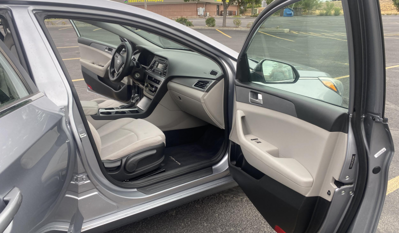 2017 Hyundai Sonata SE full