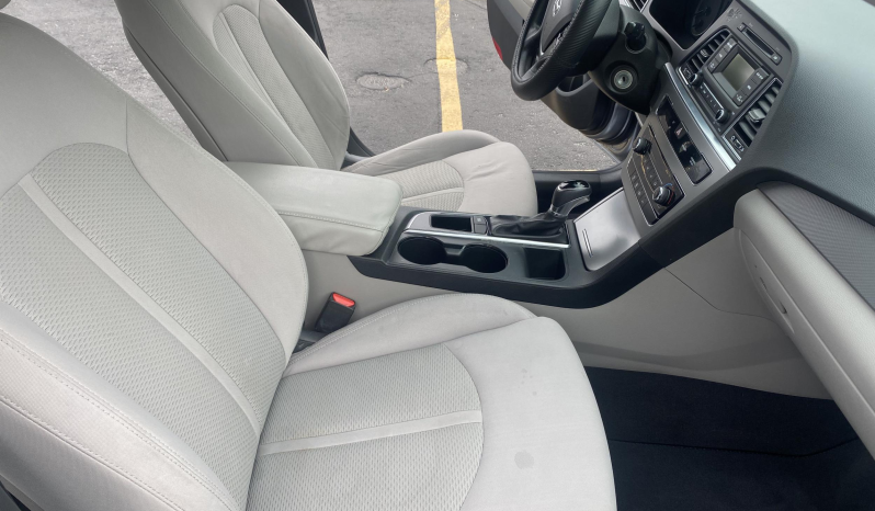 2017 Hyundai Sonata SE full
