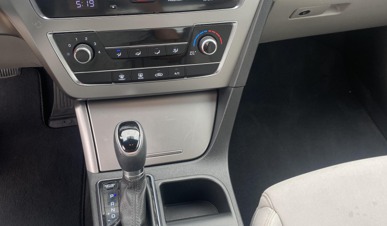 2017 Hyundai Sonata SE full