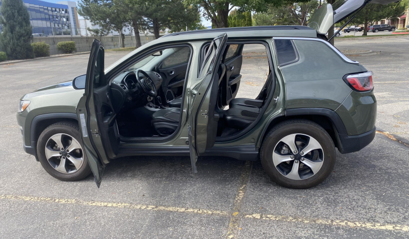 2018 Jeep Compass Latitude full