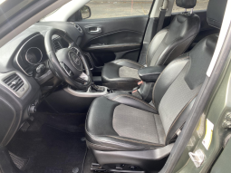 2018 Jeep Compass Latitude full