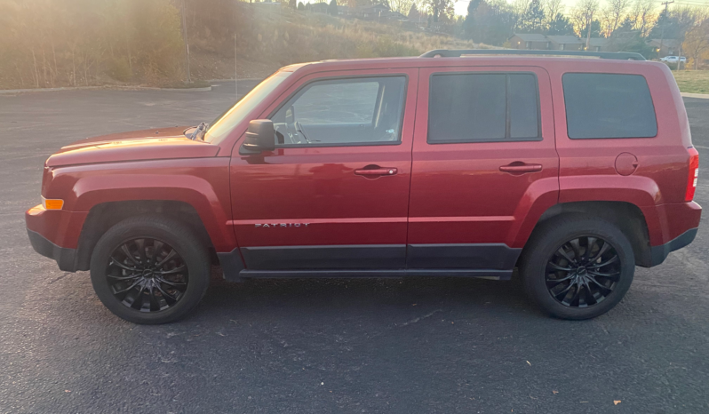 2016 Jeep Patriot Sport full