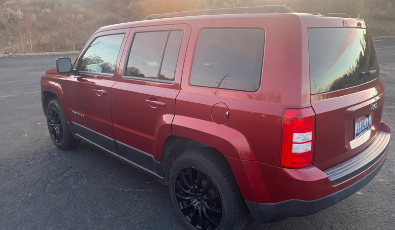 2016 Jeep Patriot Sport full