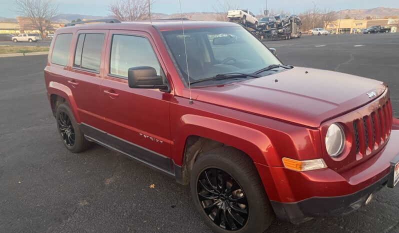 2016 Jeep Patriot Sport full