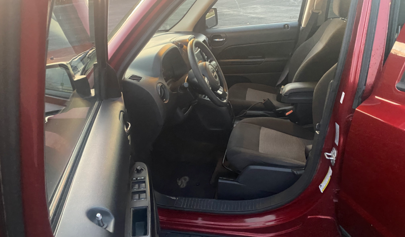 2016 Jeep Patriot Sport full