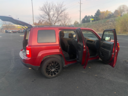 2016 Jeep Patriot Sport full