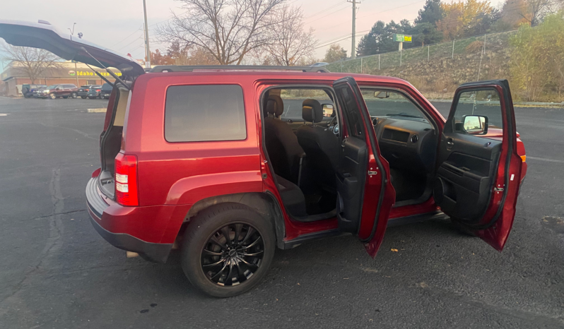 2016 Jeep Patriot Sport full