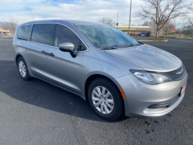 2020 Chrysler Voyager L