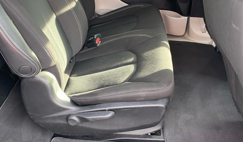 2020 Chrysler Voyager L full