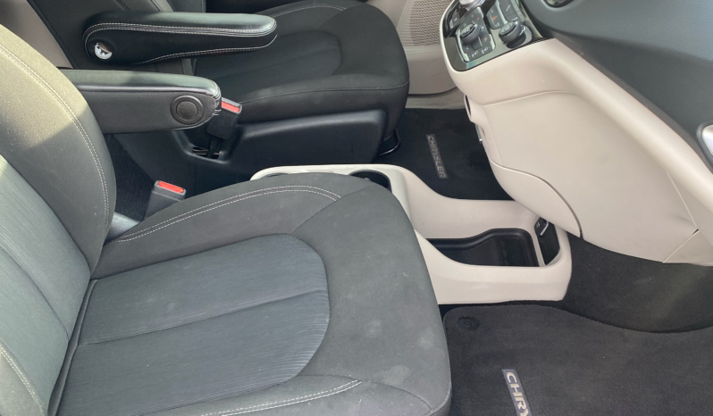 2020 Chrysler Voyager L full