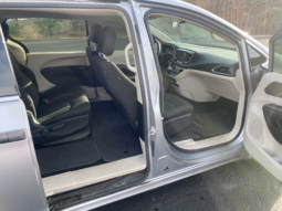 2020 Chrysler Voyager L full