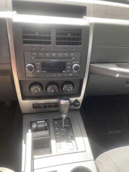 2011 Jeep Liberty Sport full