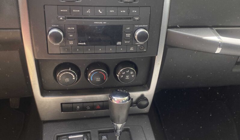 2011 Jeep Liberty Sport full