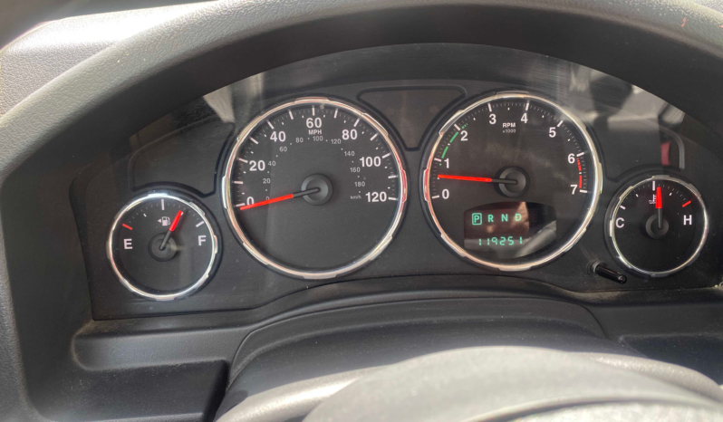 2011 Jeep Liberty Sport full